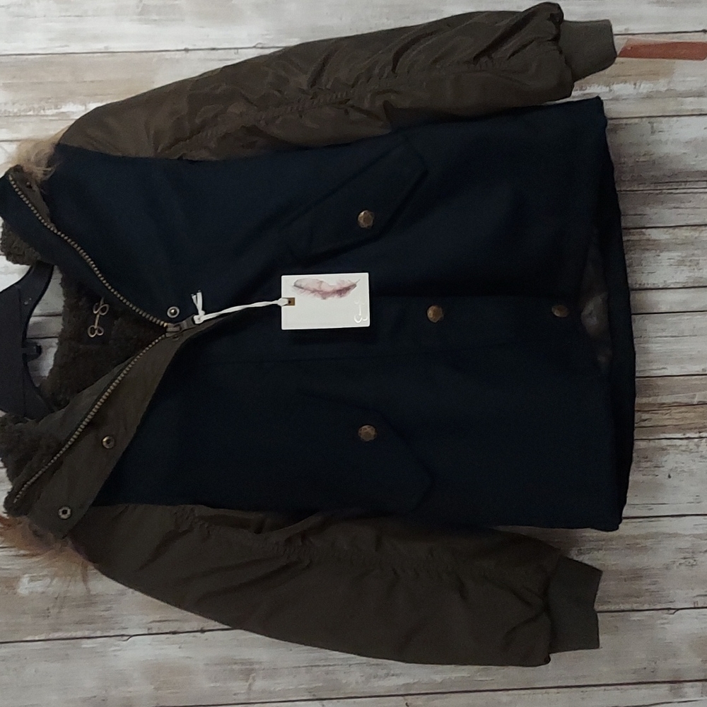 Girls 7 small Jessica Simpson jacket green and blue